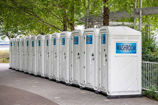 Best Restroom Trailer for Corporate Events  in Grandview, MO